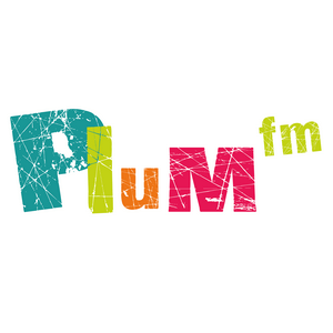 Escucha PlumFM en la aplicación