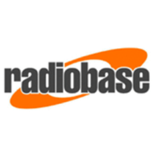 Escucha Radio Base en la aplicación