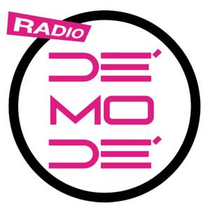 Escucha RADIO DÉMODÉ en la aplicación