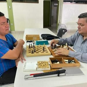 Escucha Ajedrez con Rigo Chess en la aplicación