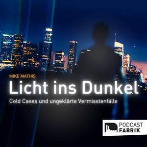 Escucha Licht ins Dunkel en la aplicación